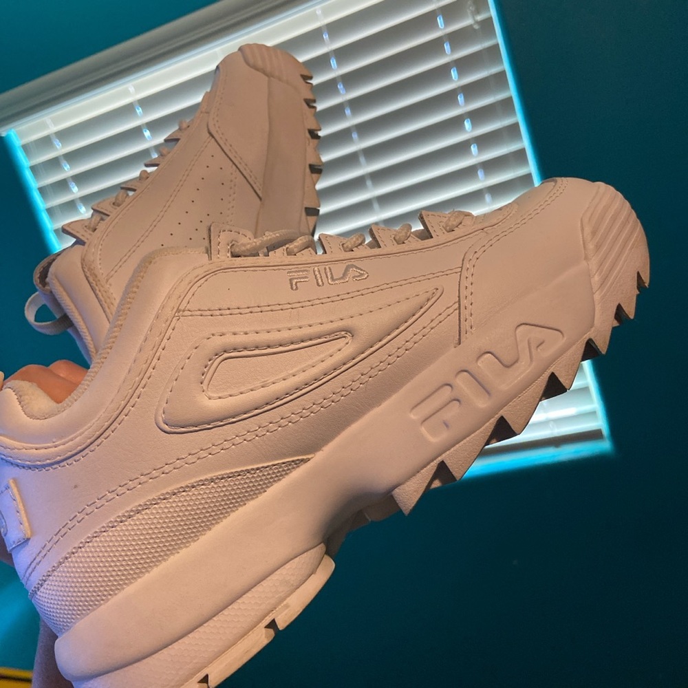 **SOLD**White Fila Sneakers!